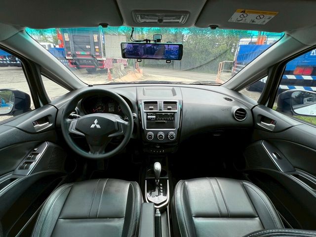 MITSUBISHI三菱 COLT PLUS  第13張相片