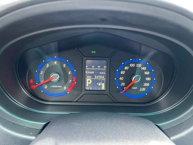 MITSUBISHI三菱 COLT PLUS  第15張相片