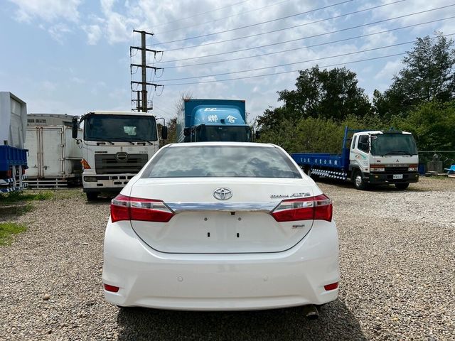 TOYOTA豐田 ALTIS  第6張相片