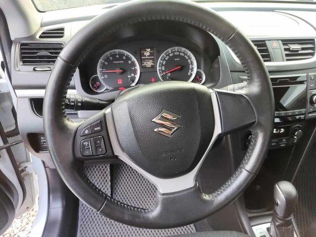 SUZUKI鈴木 SWIFT  第11張相片
