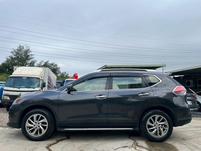 NISSAN日產 X-TRAIL  第2張相片