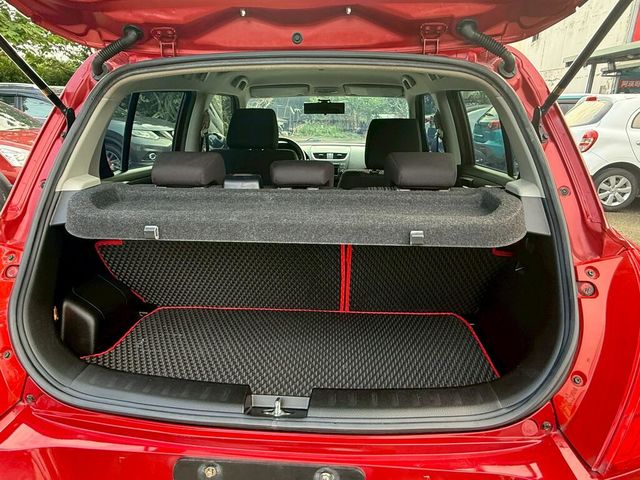 SUZUKI鈴木 SWIFT  第16張相片