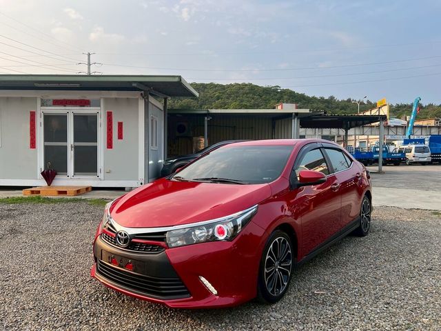 TOYOTA豐田 ALTIS  第1張相片