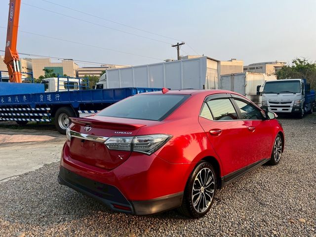 TOYOTA豐田 ALTIS  第5張相片