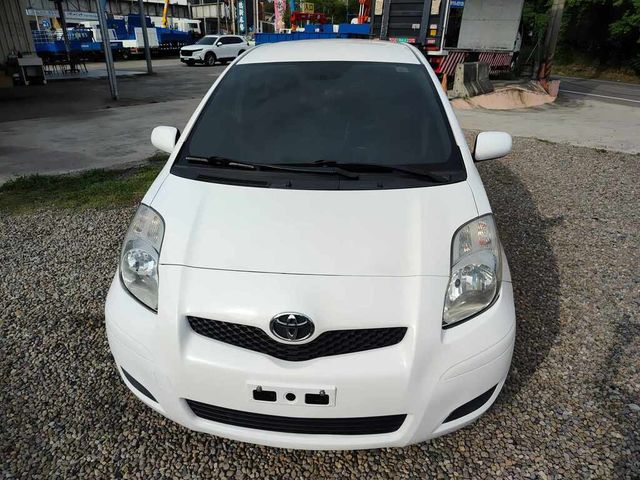 TOYOTA豐田 YARIS  第2張相片