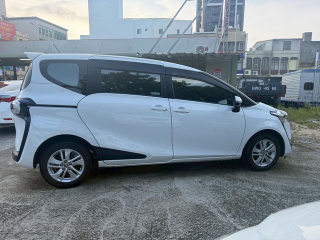 TOYOTA豐田 SIENTA  第6張相片