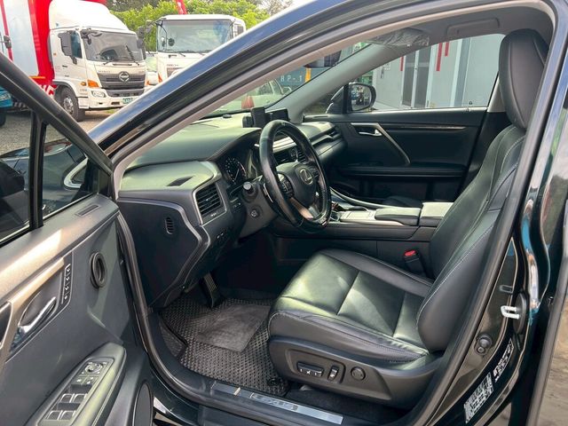 LEXUS凌志 RX300  第9張相片