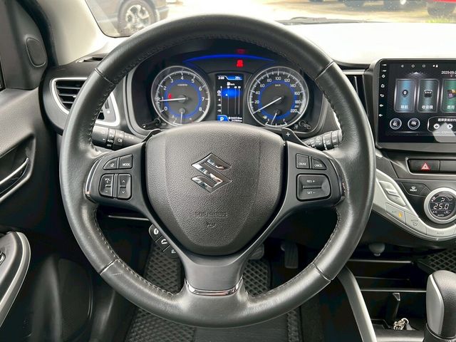 SUZUKI鈴木 BALENO  第14張相片