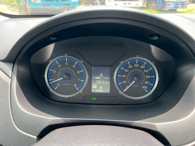 MITSUBISHI三菱 ZINGER  第14張相片