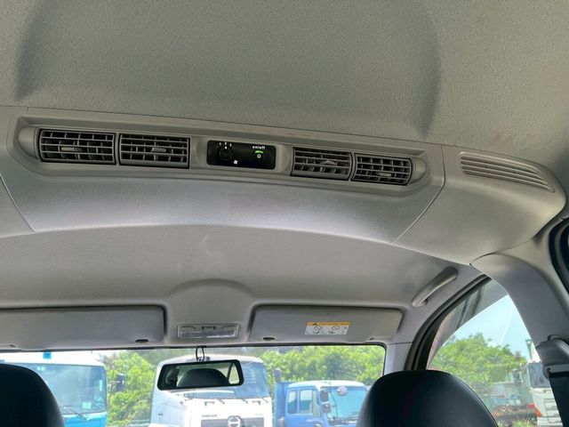 MITSUBISHI三菱 ZINGER  第16張相片