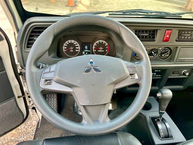 MITSUBISHI三菱 DELICA  第10張相片