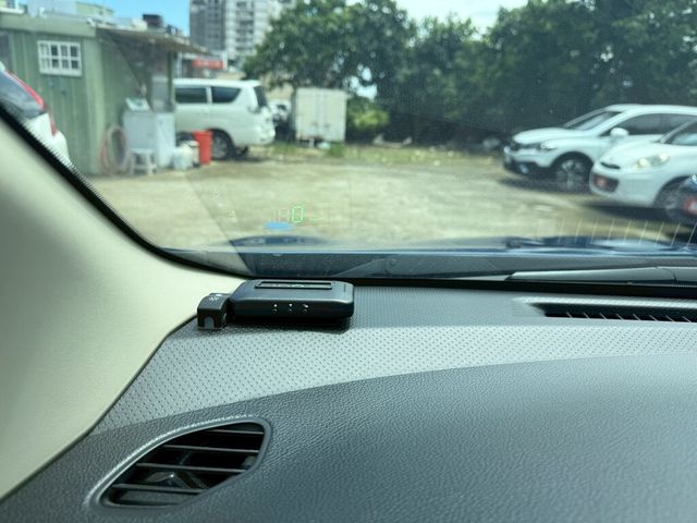 NISSAN日產 LIVINA  第12張相片