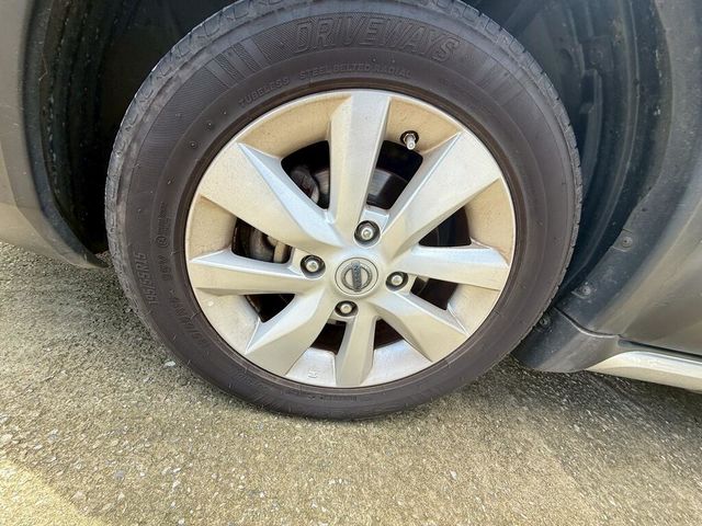 NISSAN日產 LIVINA  第15張相片