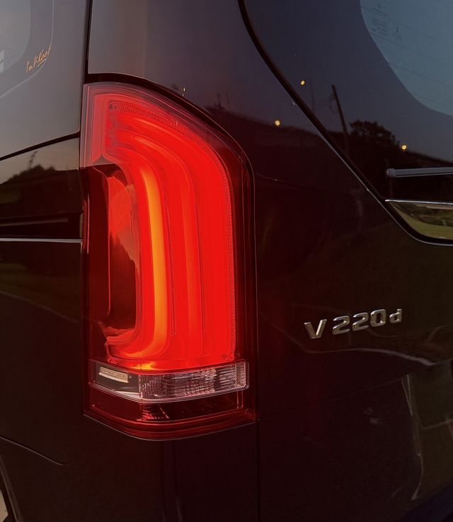 M-BENZ賓士 V220 D  第10張相片