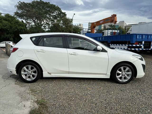 MAZDA馬自達 MAZDA 3  第6張相片