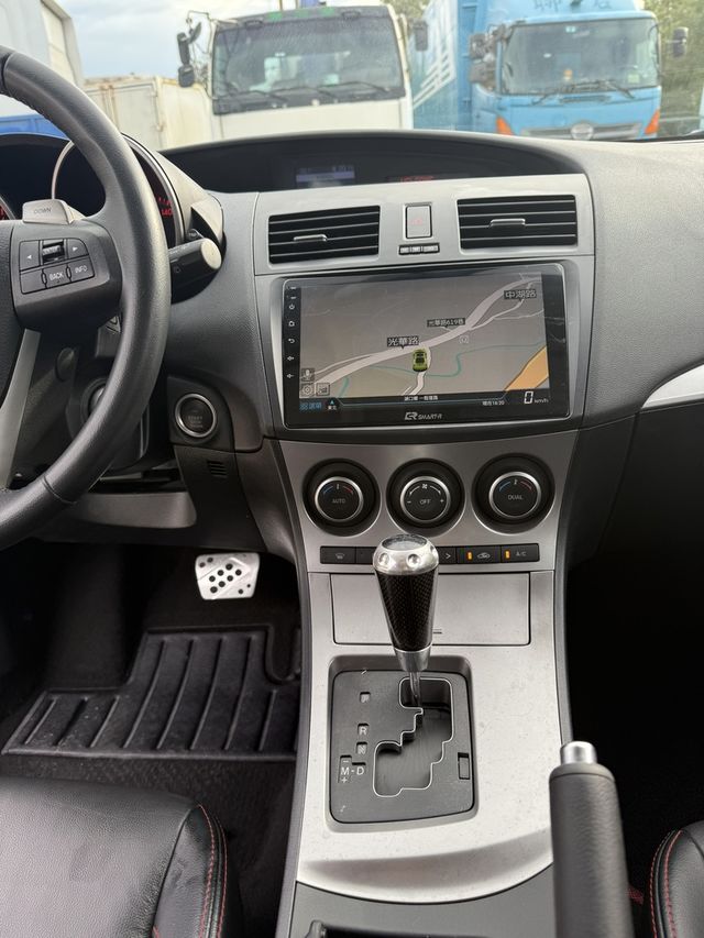 MAZDA馬自達 MAZDA 3  第14張相片