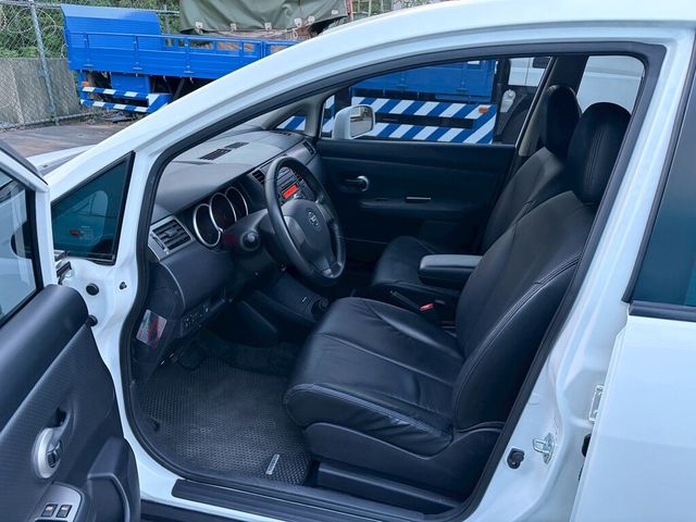 NISSAN日產 TIIDA  第11張相片