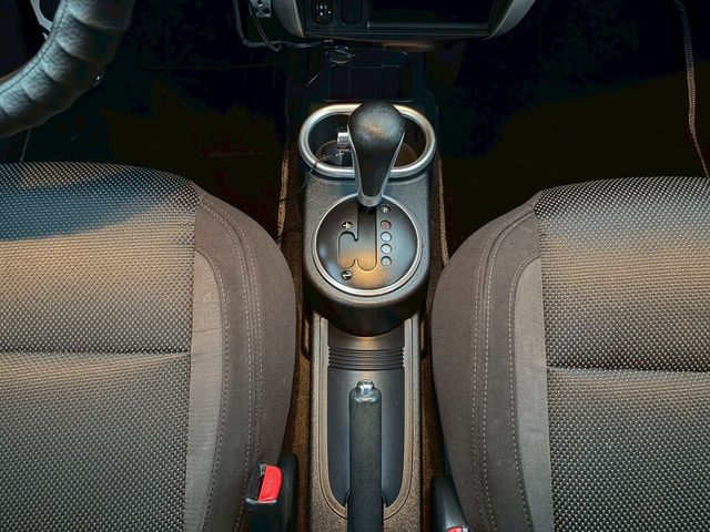 MITSUBISHI三菱 COLT PLUS  第18張相片