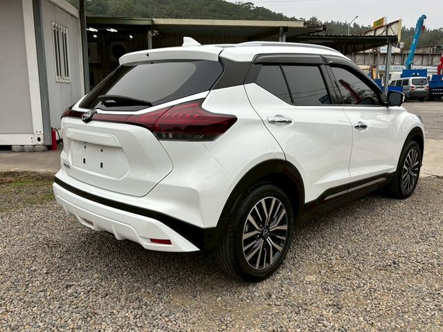 NISSAN日產 KICKS  第2張相片