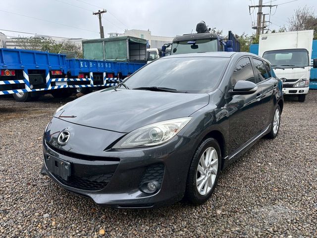 MAZDA馬自達 MAZDA 3  第1張相片