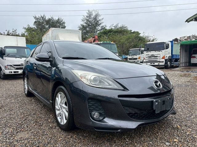 MAZDA馬自達 MAZDA 3  第13張相片