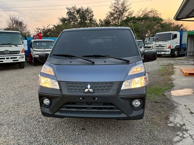 MITSUBISHI三菱 DELICA  第2張相片