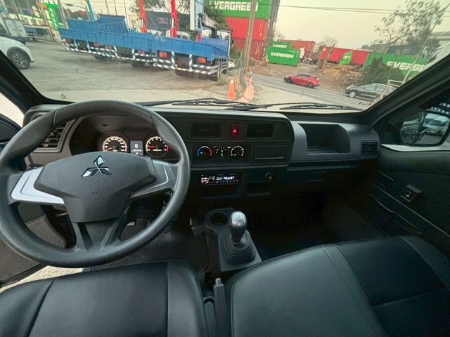 MITSUBISHI三菱 DELICA  第10張相片