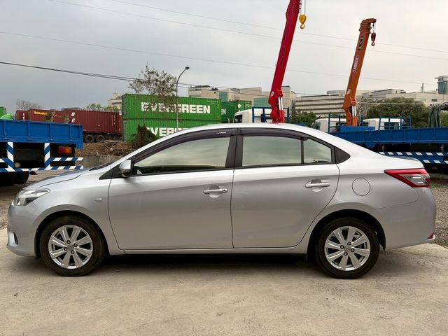 TOYOTA豐田 VIOS  第2張相片