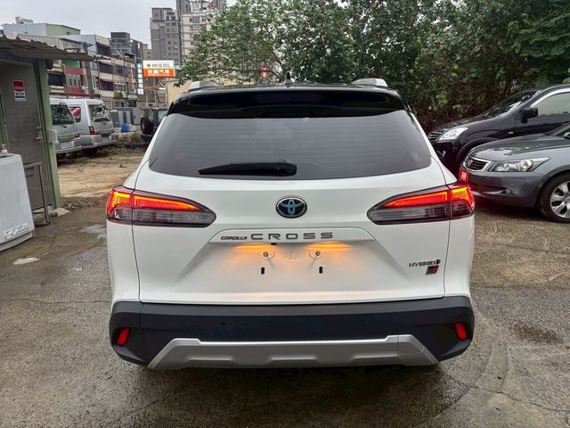 TOYOTA豐田 COROLLA CROSS HYBRID  第4張相片