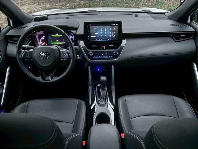 TOYOTA豐田 COROLLA CROSS HYBRID  第13張相片