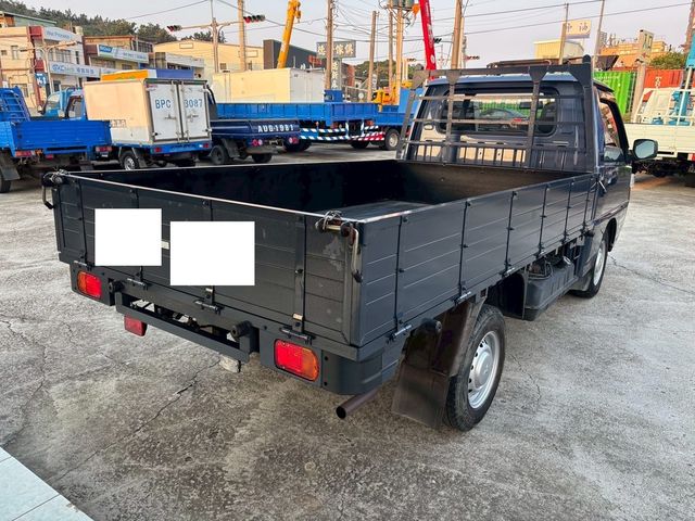 MITSUBISHI三菱 DELICA  第2張相片