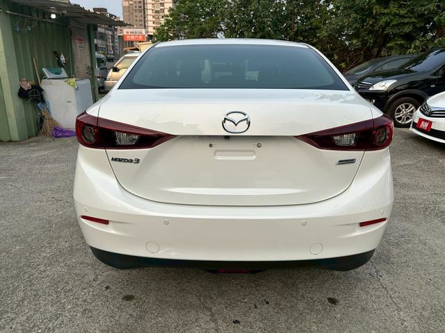 MAZDA馬自達 MAZDA 3  第4張相片
