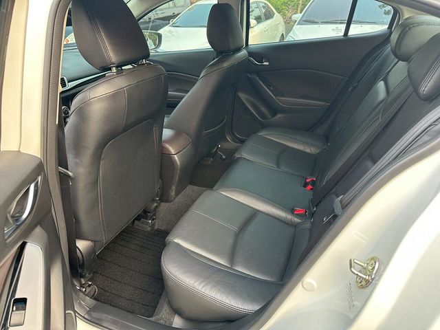 MAZDA馬自達 MAZDA 3  第13張相片