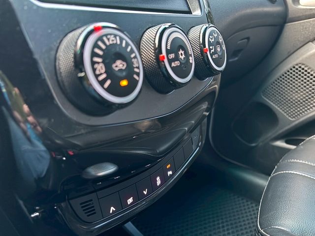 MITSUBISHI三菱 COLT PLUS  第8張相片