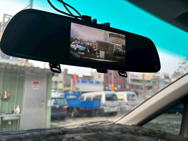 MITSUBISHI三菱 COLT PLUS  第9張相片