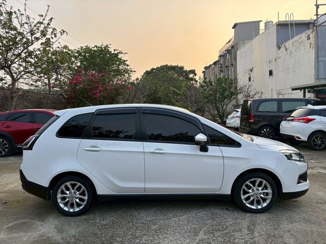 MITSUBISHI三菱 COLT PLUS  第15張相片