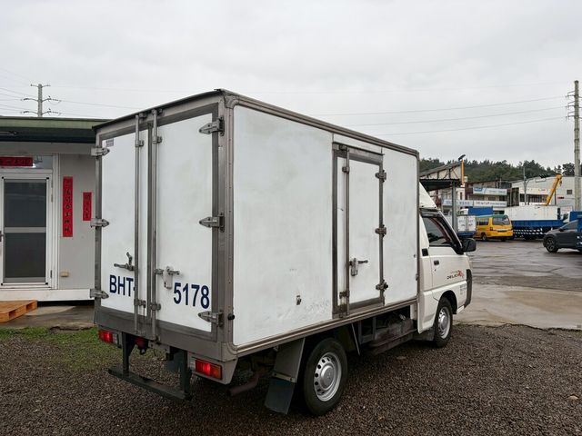 MITSUBISHI三菱 DELICA  第7張相片