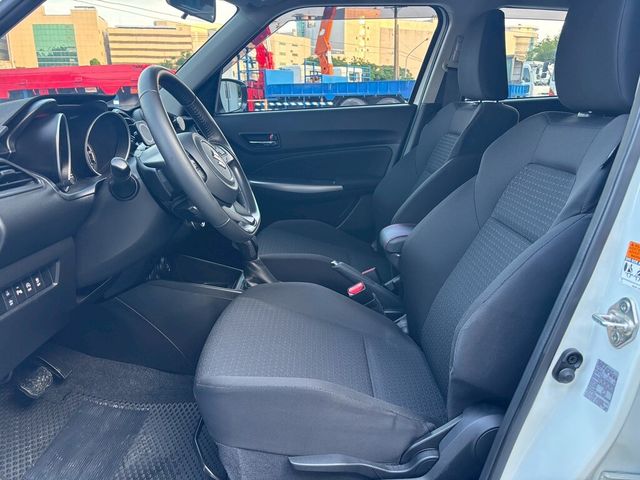 SUZUKI鈴木 SWIFT  第11張相片