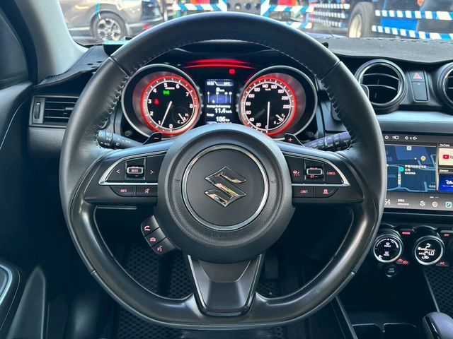 SUZUKI鈴木 SWIFT  第13張相片