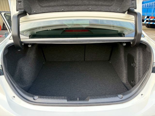 MAZDA馬自達 MAZDA 3  第6張相片