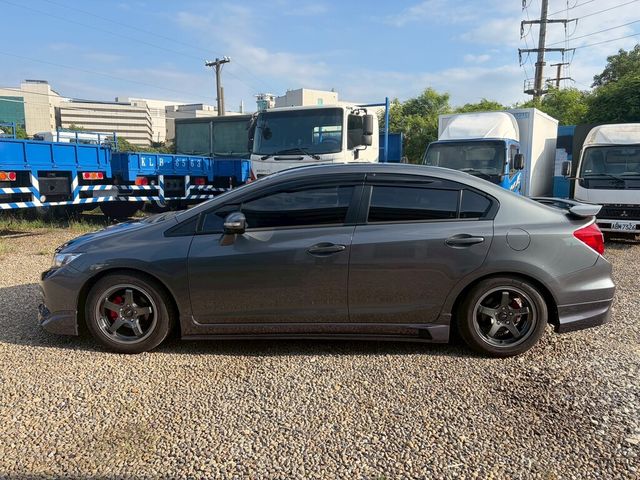 HONDA本田 CIVIC  第2張相片