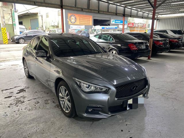 2015 INFINITI Q50  第1張相片