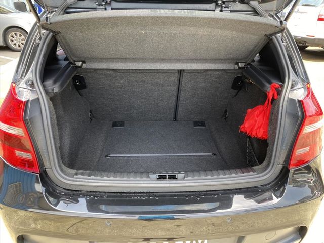 BMW 120D  第11張相片