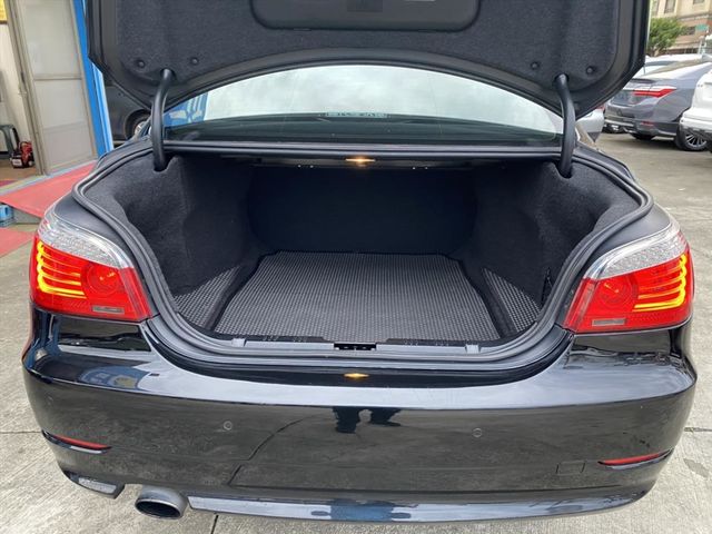 BMW 520D  第12張相片