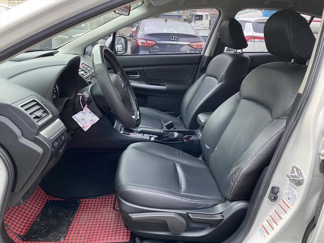 SUBARU IMPREZA  第7張相片
