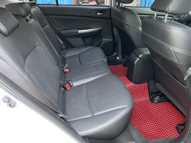 SUBARU IMPREZA  第9張相片