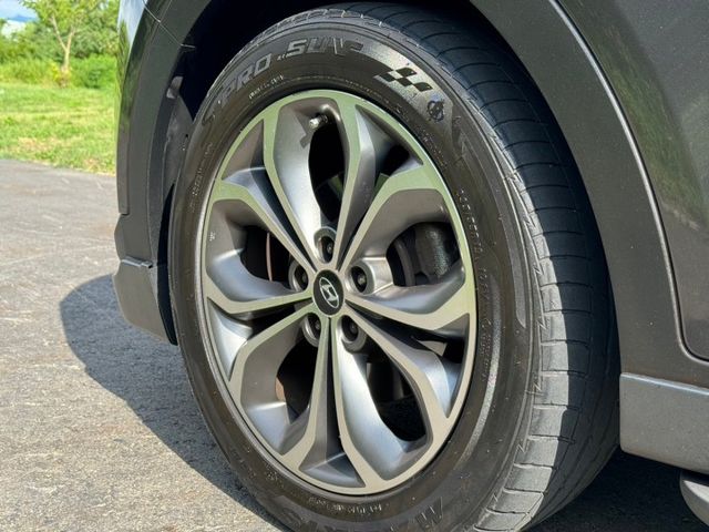 Santafe 2WD  柴油   原鈑件 原廠保養 僅跑8萬多公里  可全額貸款!!!  第9張相片