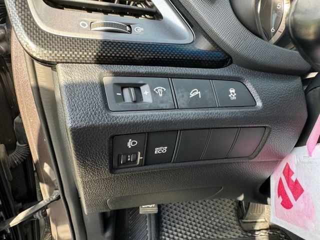 Santafe 2WD  柴油   原鈑件 原廠保養 僅跑8萬多公里  可全額貸款!!!  第12張相片