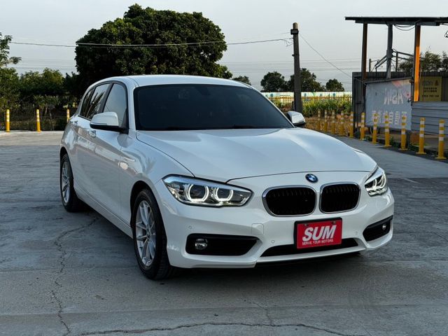 2016年  118I  僅跑七萬 原鈑件  CP值超高的一款掀背車 後輪驅動  安全 操控都極佳  第3張相片