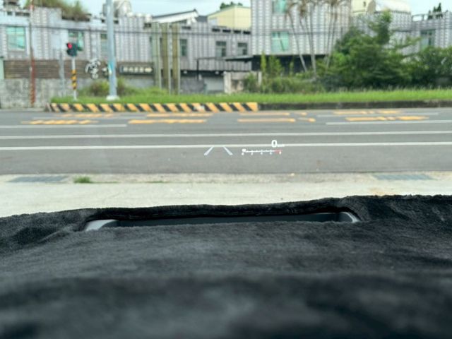 旗艦版 認證車  年輕人最愛的鋼砲  抬顯 賽車椅 18吋鋁圈 ACC跟車 盲點偵測  第20張相片
